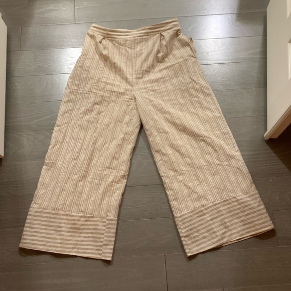 Last day 💔
Striped wide leg pants - Picture 2 of 5